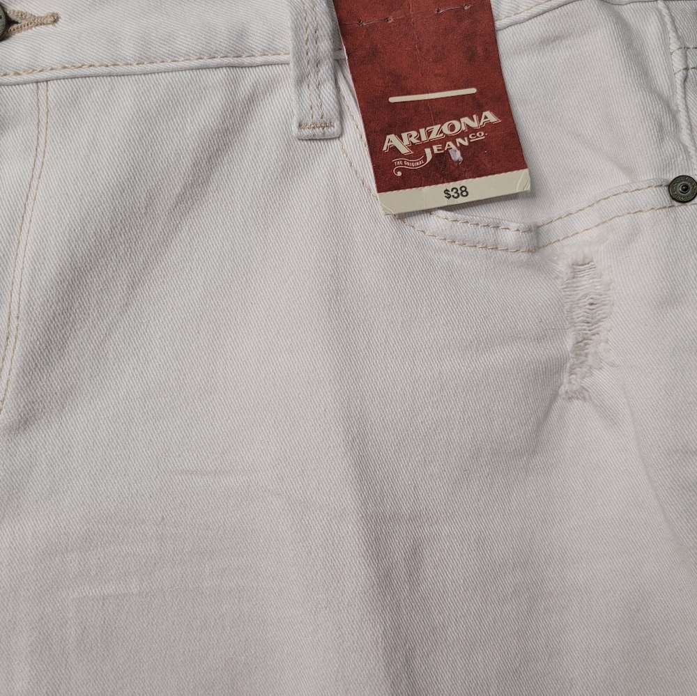 Shorts - Picture 4 of 6